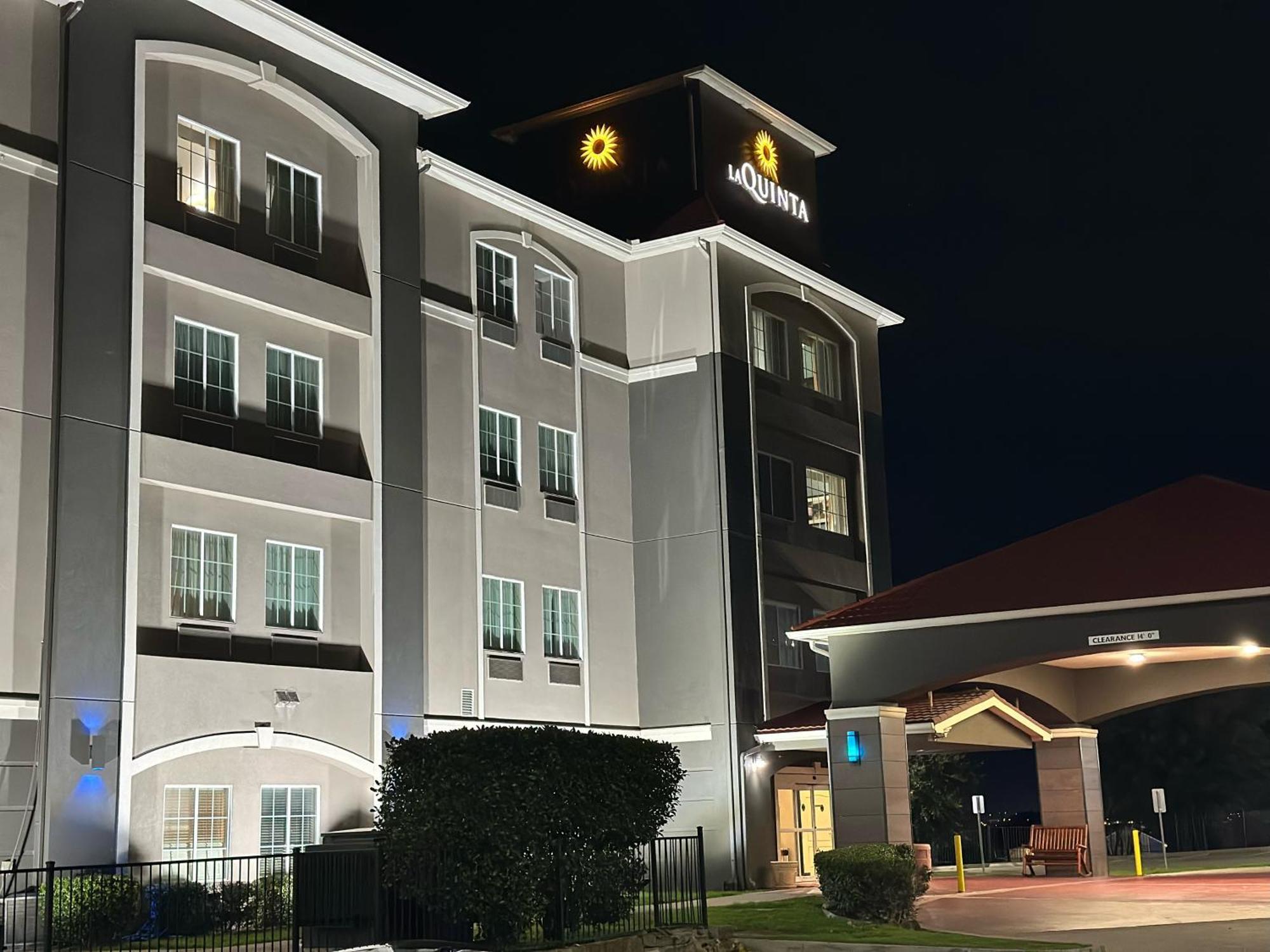 La Quinta By Wyndham Worth - Worth 3*