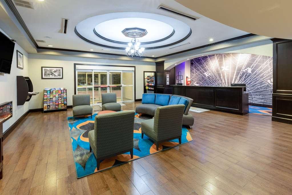 La Quinta By Wyndham Worth - Worth Hotel